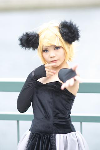 DB真人平台_精选美食:鱼香鸡蛋、白灼基围虾、豆芽菠菜拌粉丝、香煎豆腐的做法(图1) DB真人官网